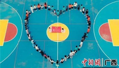 广西自然资源职业技术学院学子开展社区实践活动