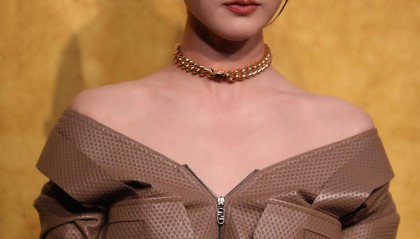 宋祖儿再次被实名举报，持股公司目前存续一家