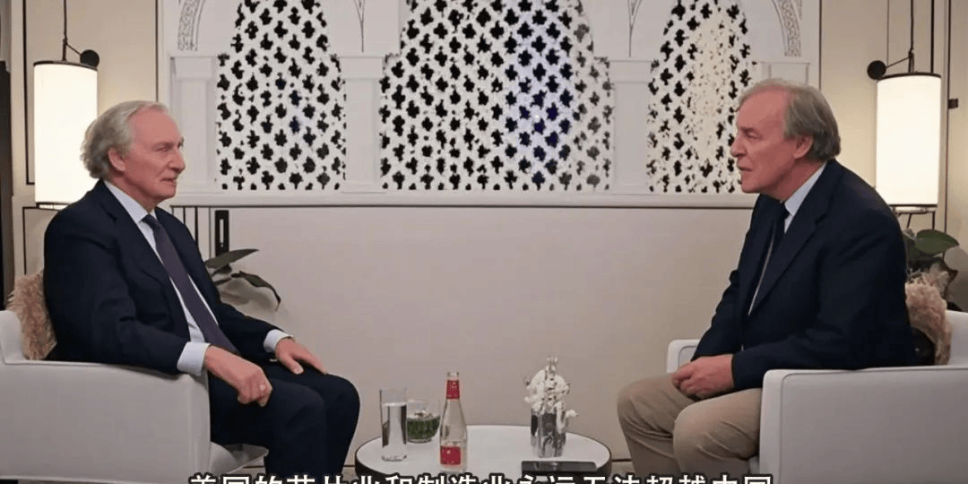 美国媒体破防了，因为美国金融巨头达利欧接受媒体采访时，竟然直言道：有生之年，美国的芯片业、制造业，将比不过中国