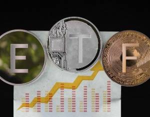 互联网金融板块强势领涨，金融科技ETF涨超2%，兆日科技涨超17%