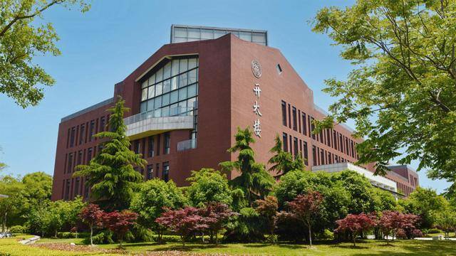 中国人民大学,88岁生日快乐!