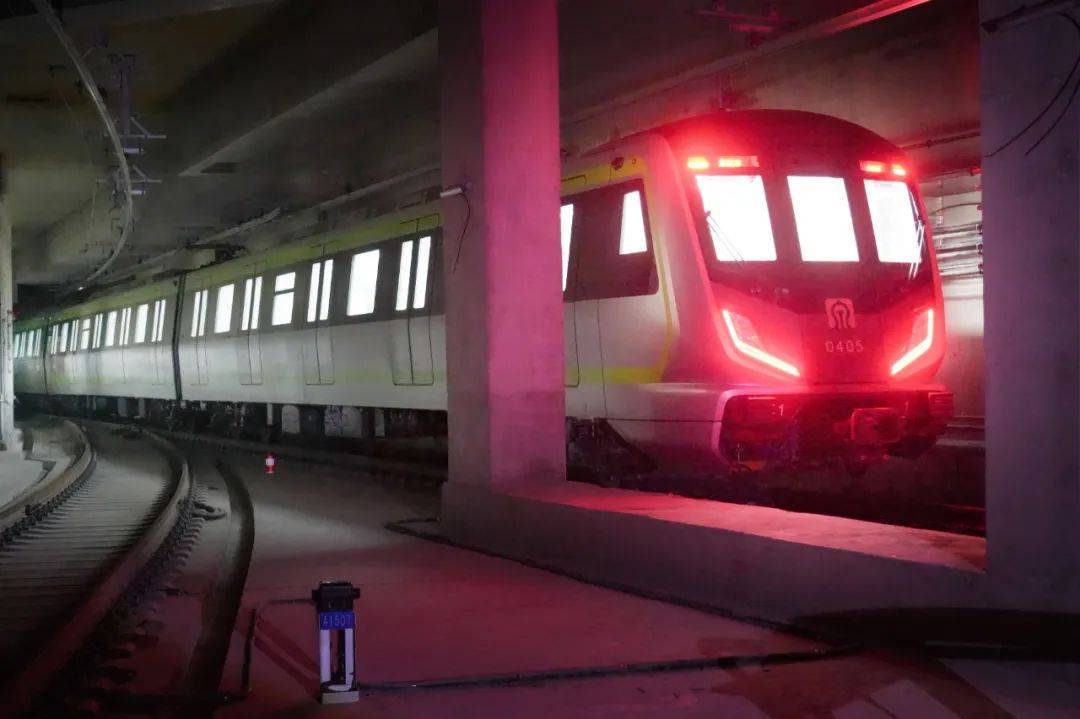 济南地铁4号线启动全线动车调试
