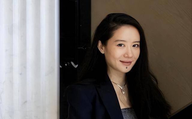 大陆虚拟币一姐，加密币首富的“伙伴”，在赵长鹏背后也藏不住了