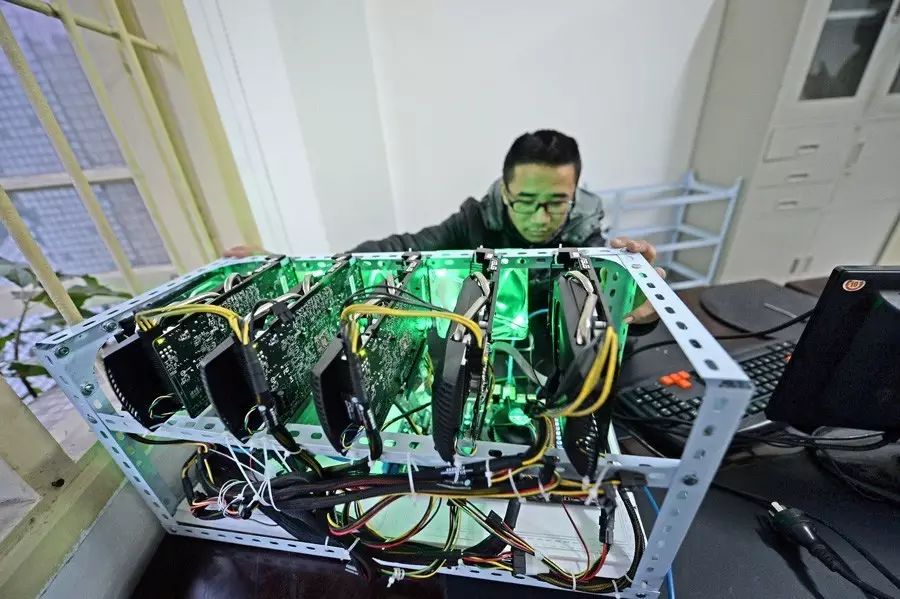 比特币虚拟挖矿(比特币自动挖矿软件电脑版下载)